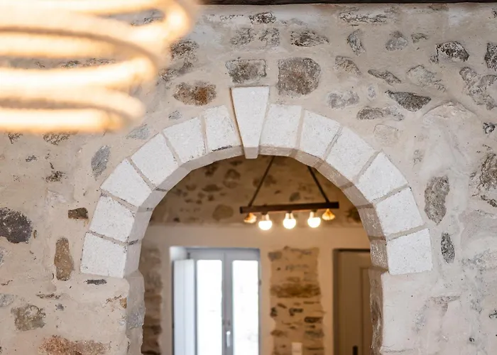 The White Stone House Апартаменты